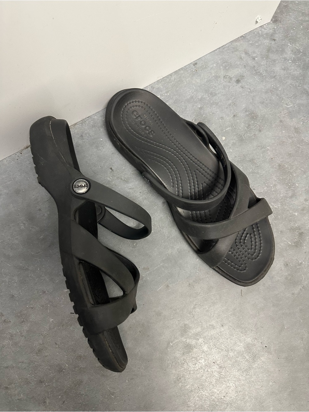 CROCS Black Crisscross Slide Sandals